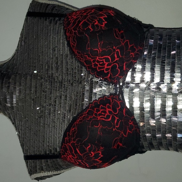 La Senza Hello Sugar 32C Push-up Bra Black & Red Floral Lace Gothic Style - Picture 9 of 10